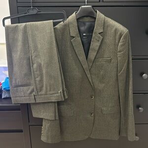 ASOS Design Olive green 3 piece Suit
